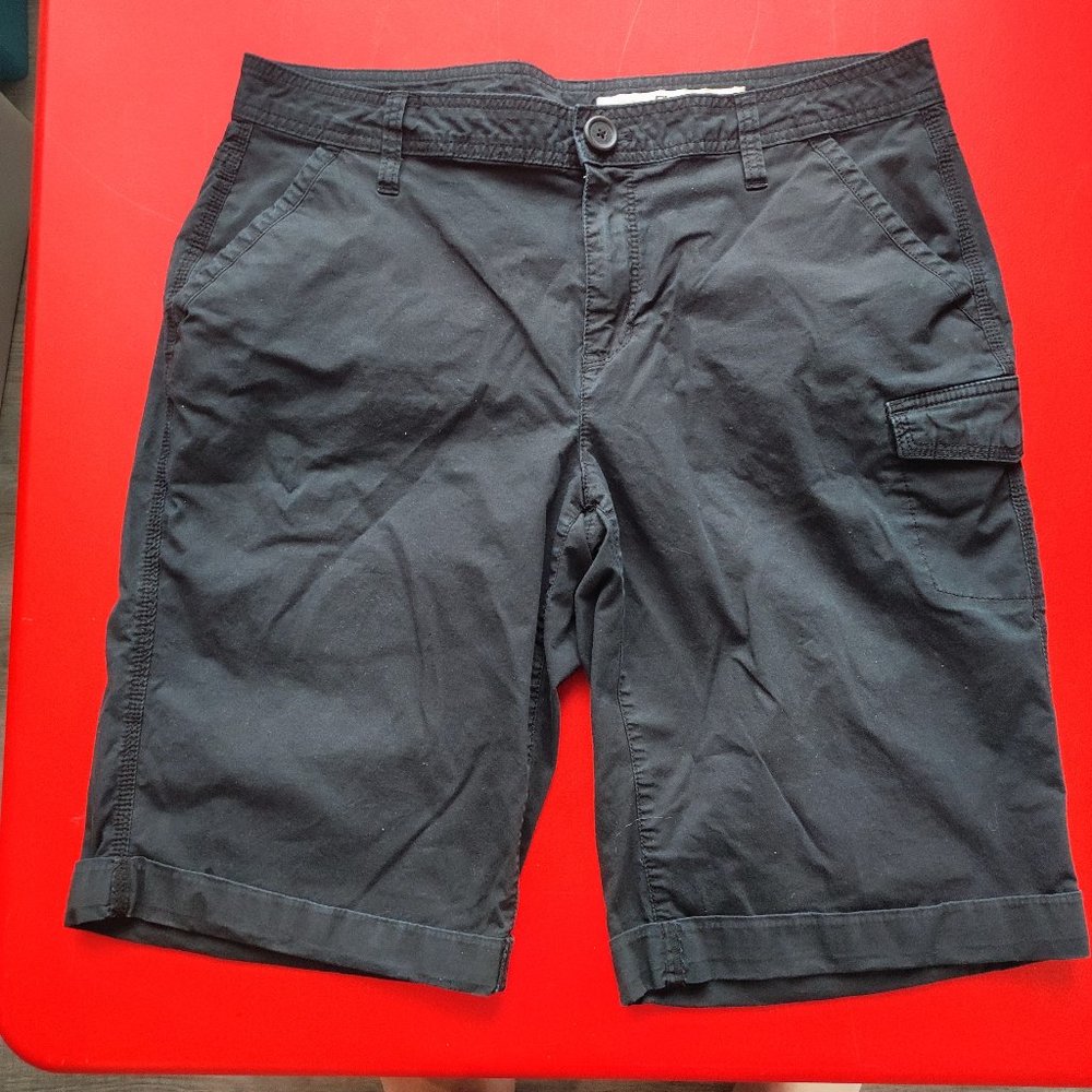 DKNY Jeans cargo short black women's size 14